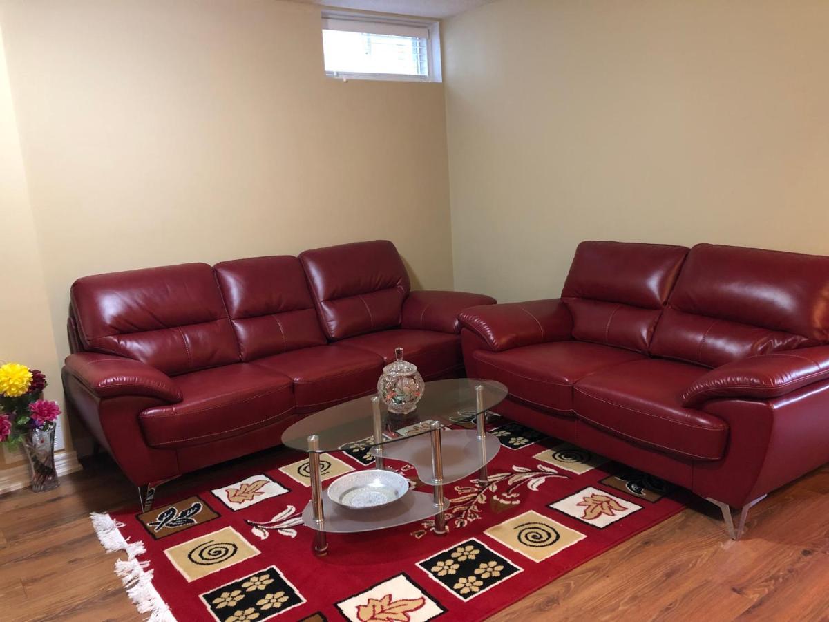Spacious 2 Bedroom Guest Suite Toronto Exteriör bild